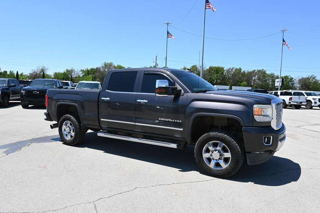 Used 2015 GMC Sierra 3500 Denali w/ Duramax Plus Package AWD/4WD image 1