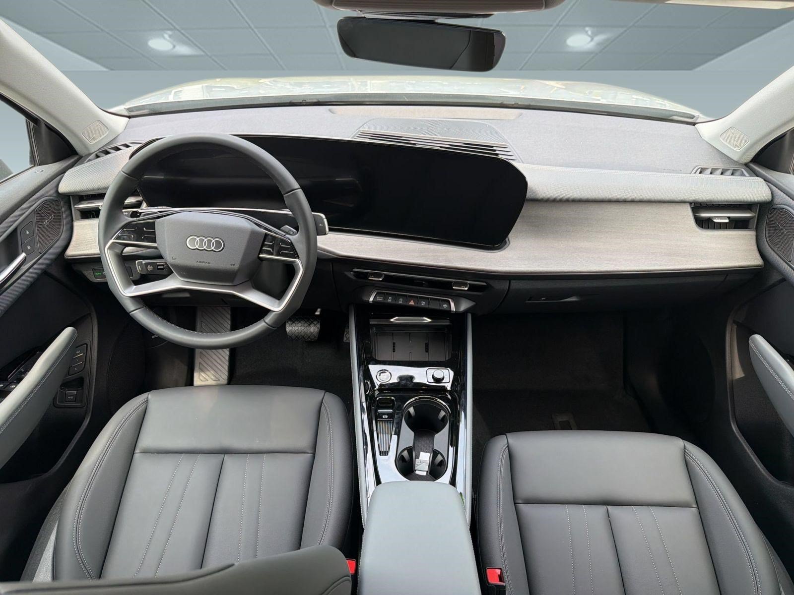 New 2026 Audi Q3 quattro 2.0T AWD/4WD image 17