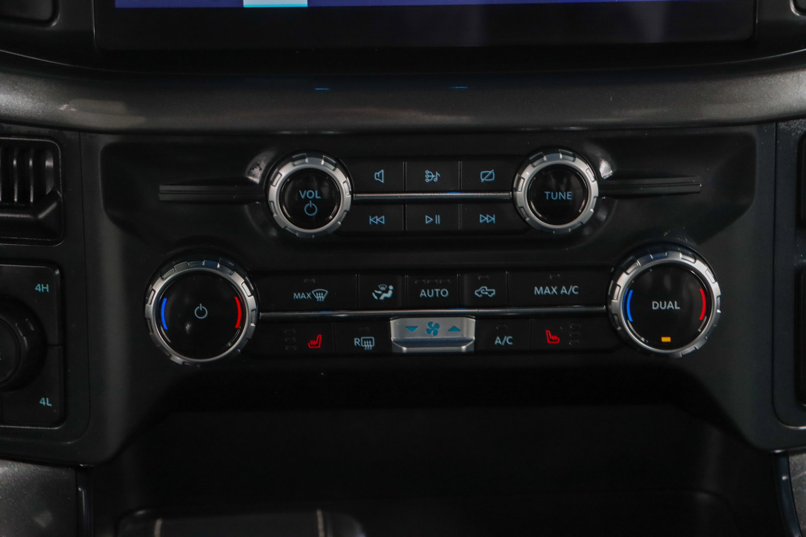 Used 2023 Ford F150 XLT w/ Equipment Group 302A High image 20