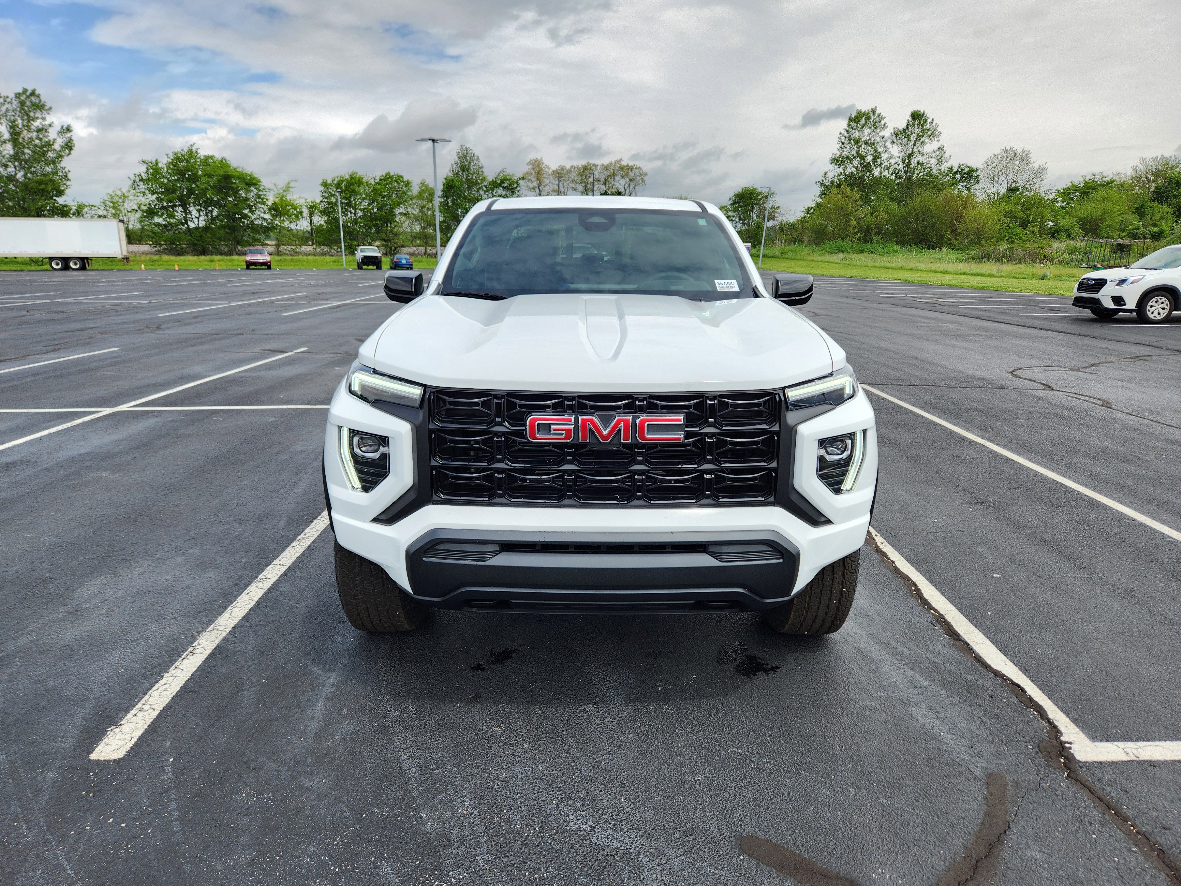 New 2025 GMC Canyon Elevation image 2