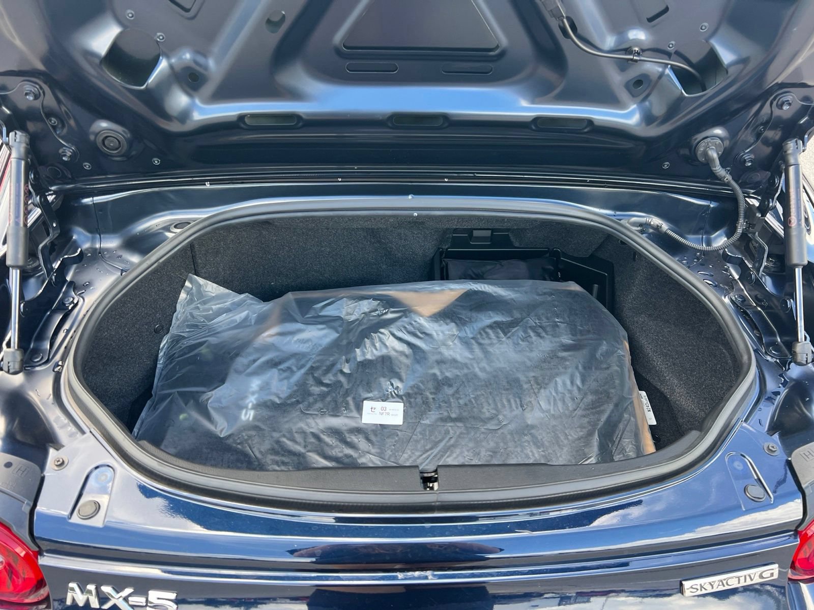 Certified 2026 MAZDA MX-5 Miata RF Club RWD image 36