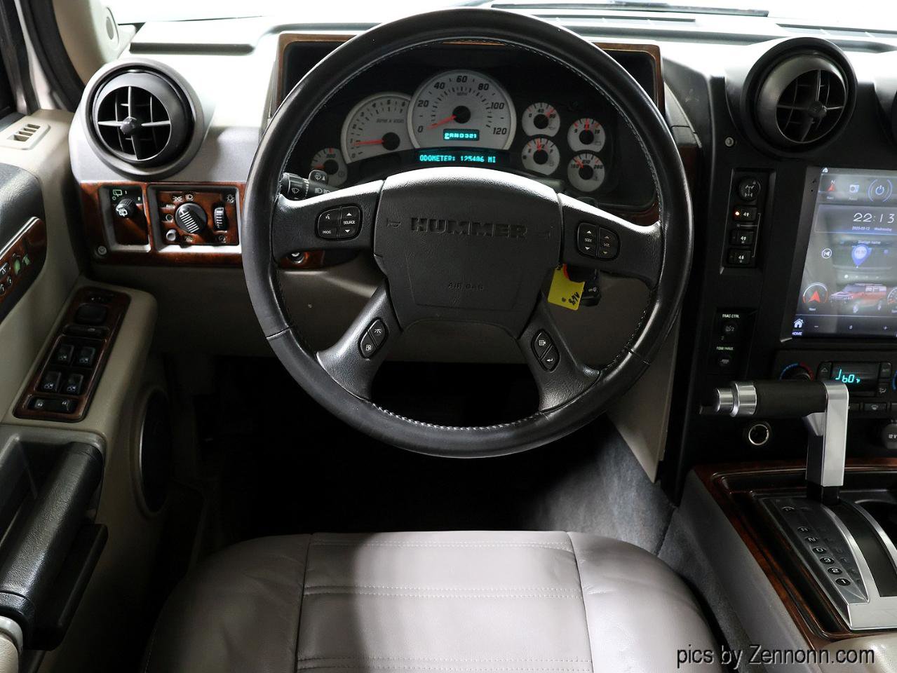 Used 2003 HUMMER H2 w/ Preferred Equipment Group image 14