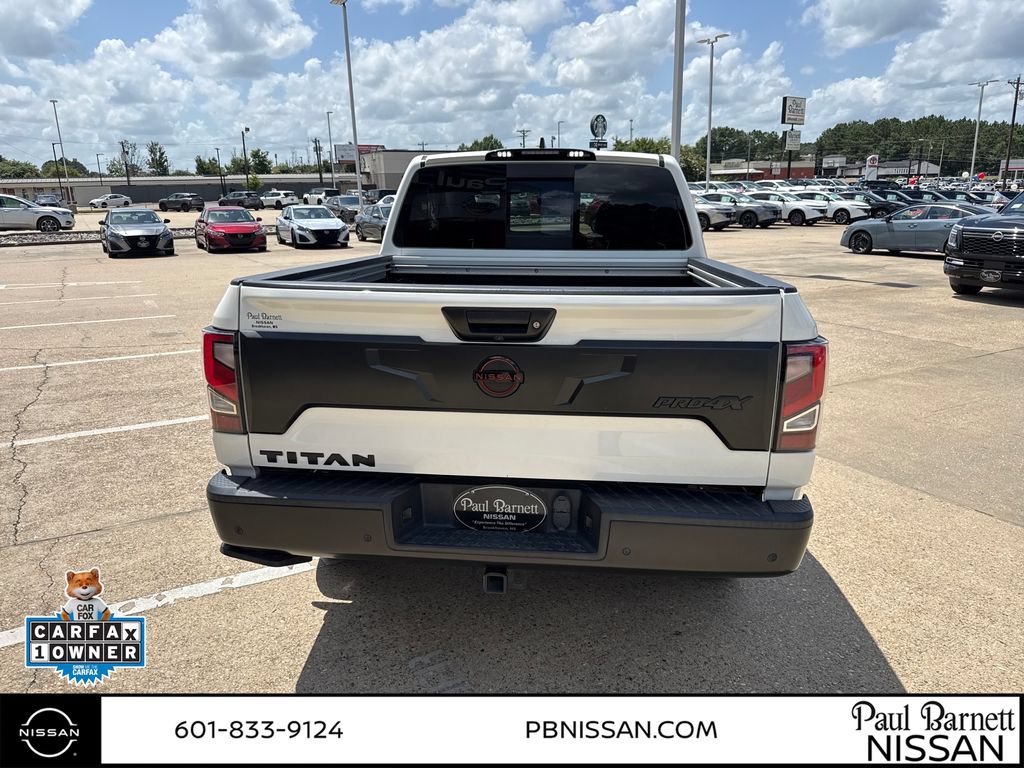 Used 2023 Nissan Titan PRO-4X w/ Pro-4x Convenience Package AWD/4WD image 12