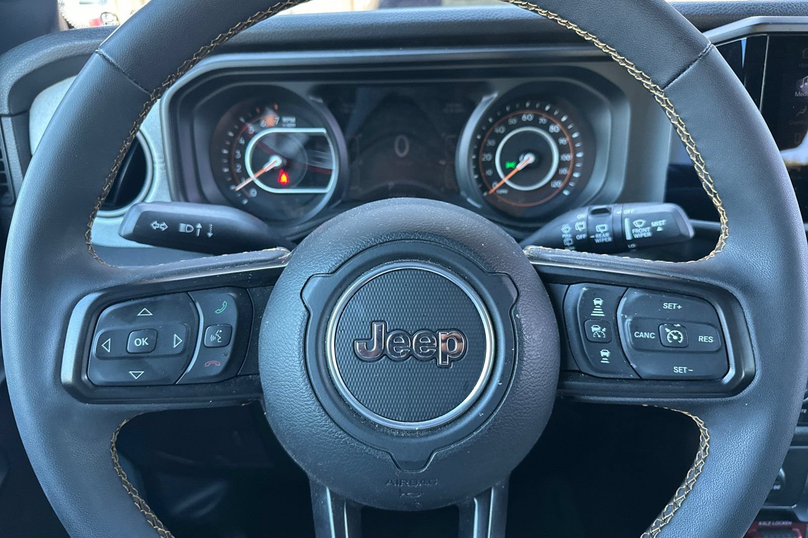 Used 2024 Jeep Wrangler Sport AWD/4WD image 21