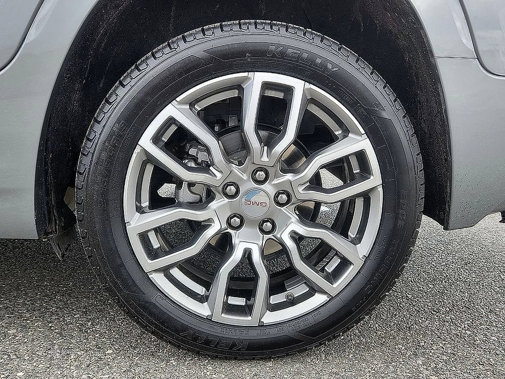 Certified 2023 GMC Terrain Denali AWD/4WD image 8
