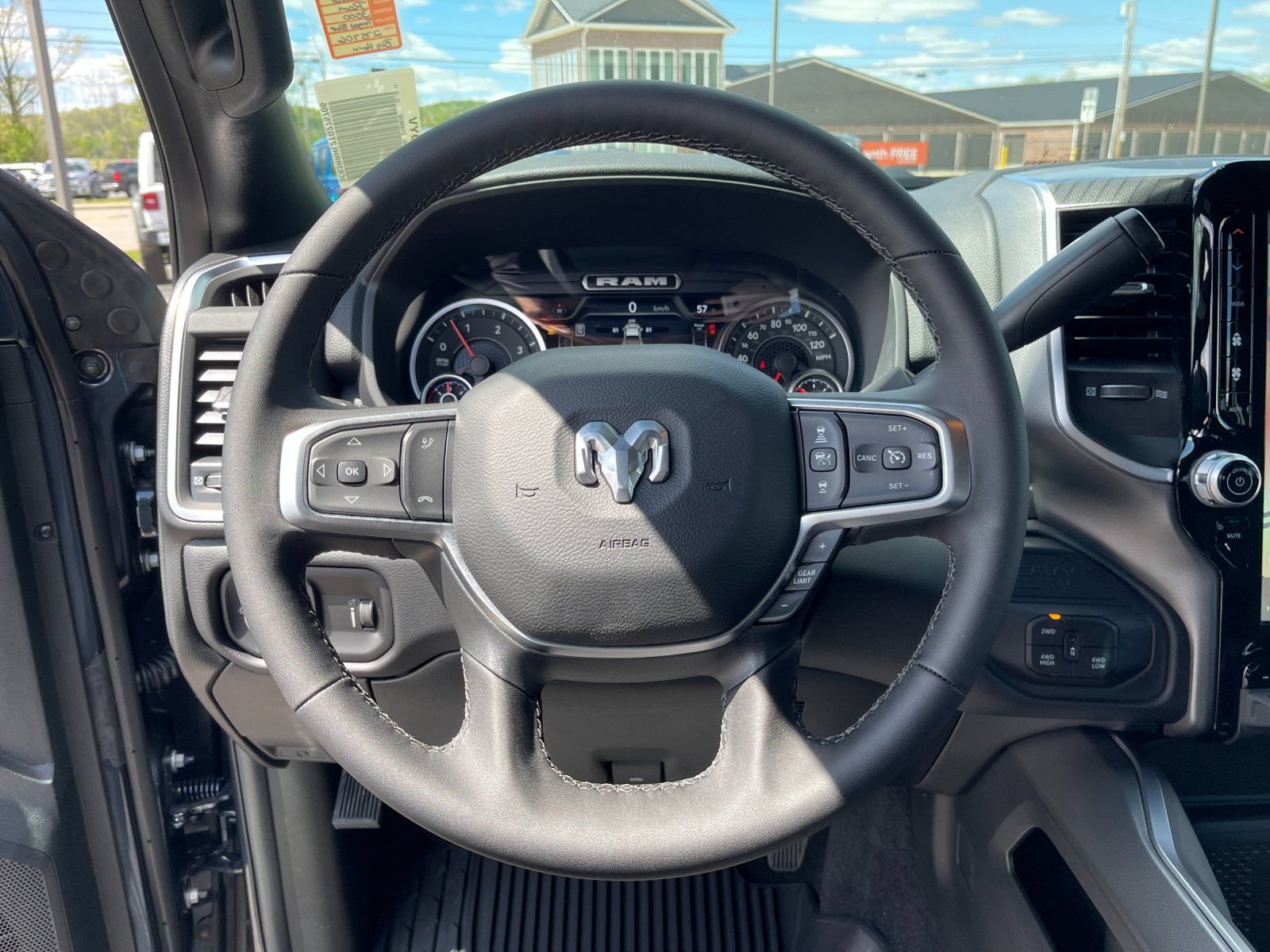 New 2026 RAM 3500 Big Horn AWD/4WD image 25