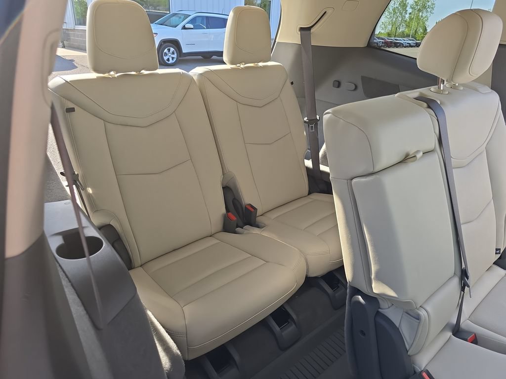 Certified 2024 Cadillac XT6 Premium Luxury w/ LPO, Floor Liner Package AWD/4WD image 12