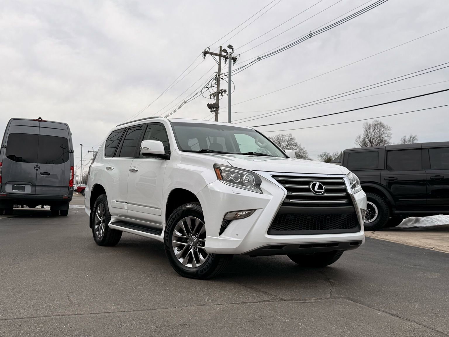 Used 2016 Lexus GX 460 Luxury w/ Preferred Accessory Package image 1