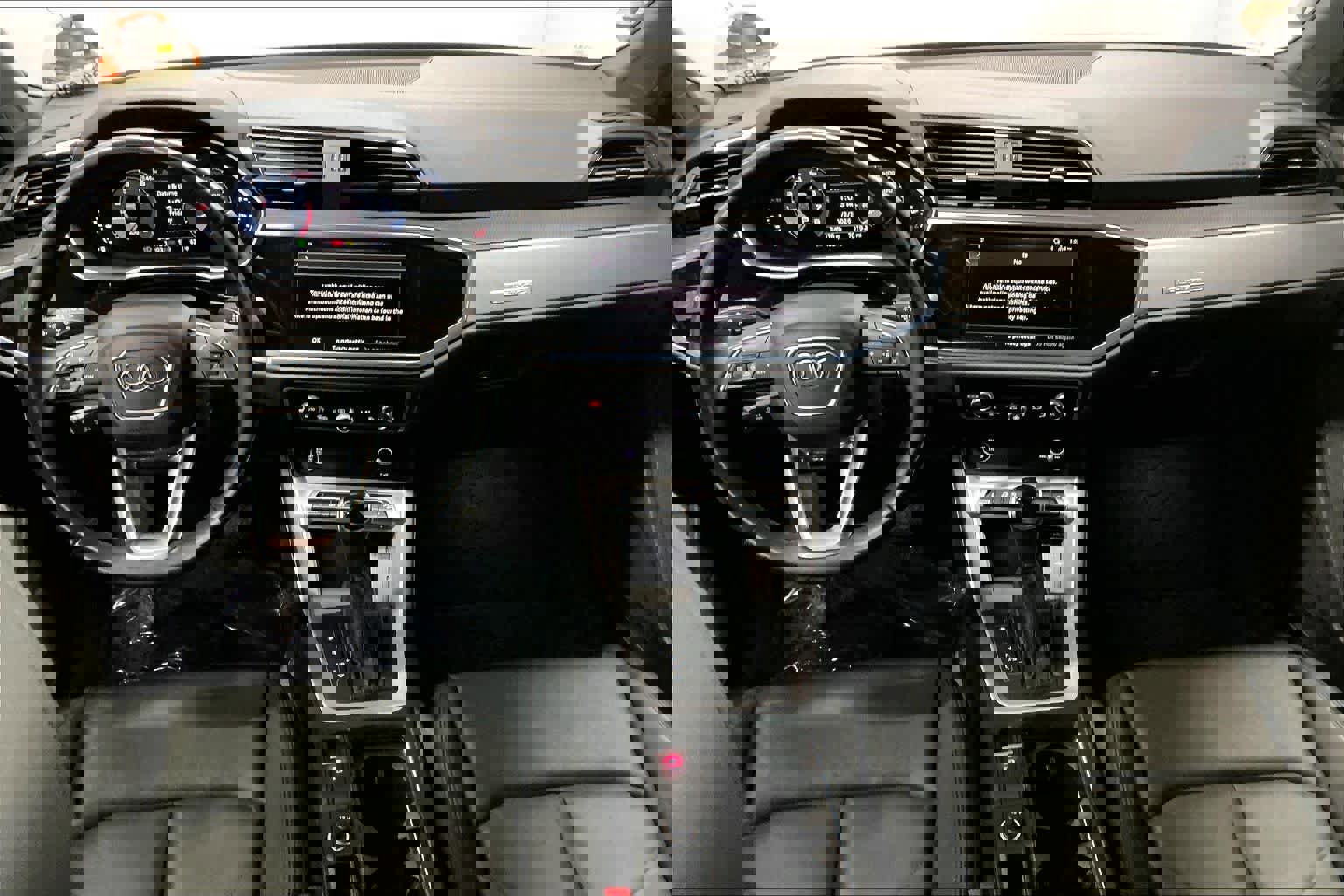 Used 2023 Audi Q3 2.0T Premium w/ Convenience Package image 17