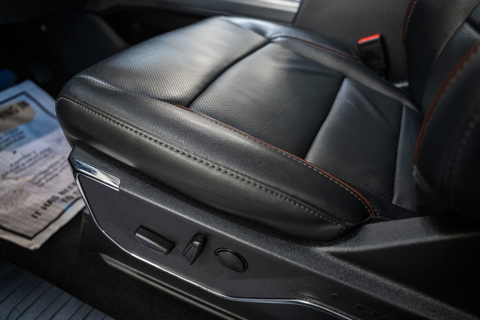 Used 2024 Ford F250 Lariat w/ Lariat Ultimate Package image 46