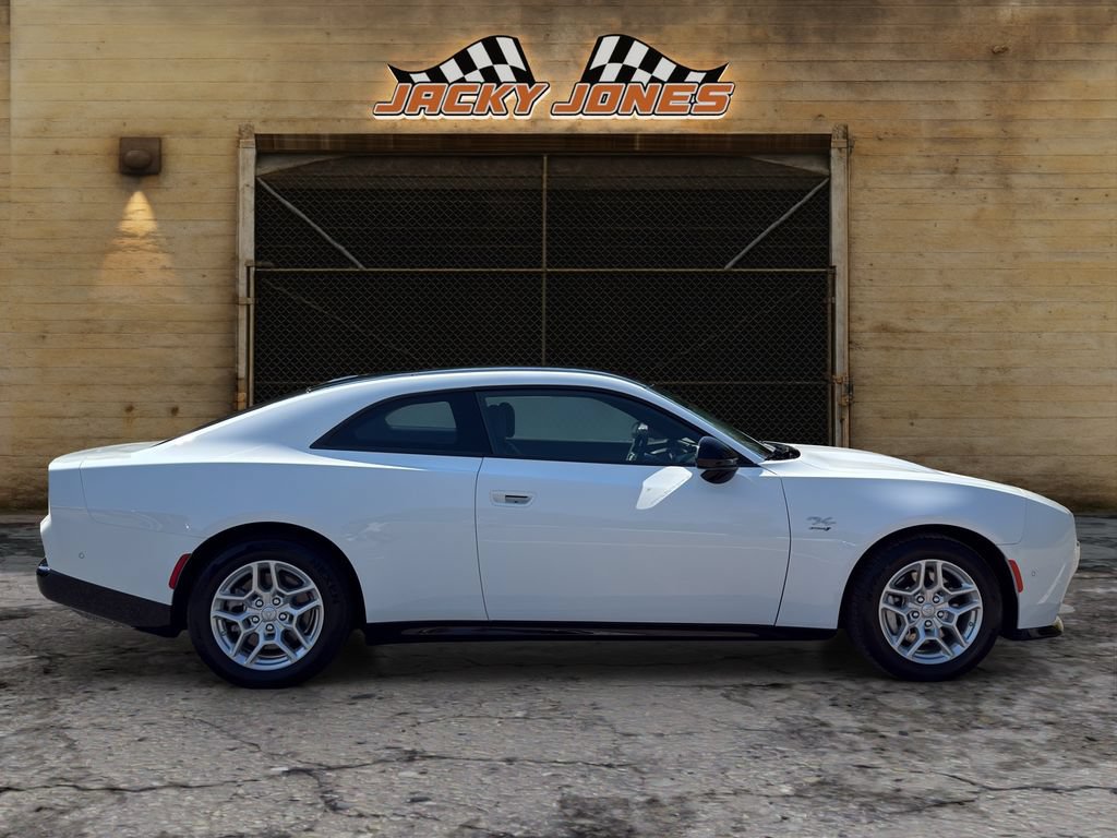 Used 2025 Dodge Charger Daytona R/T w/ Quick Order Package 25M R/T AWD/4WD image 11