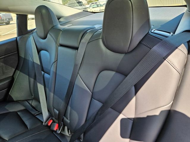 Used 2023 Tesla Model 3 Standard Range image 24