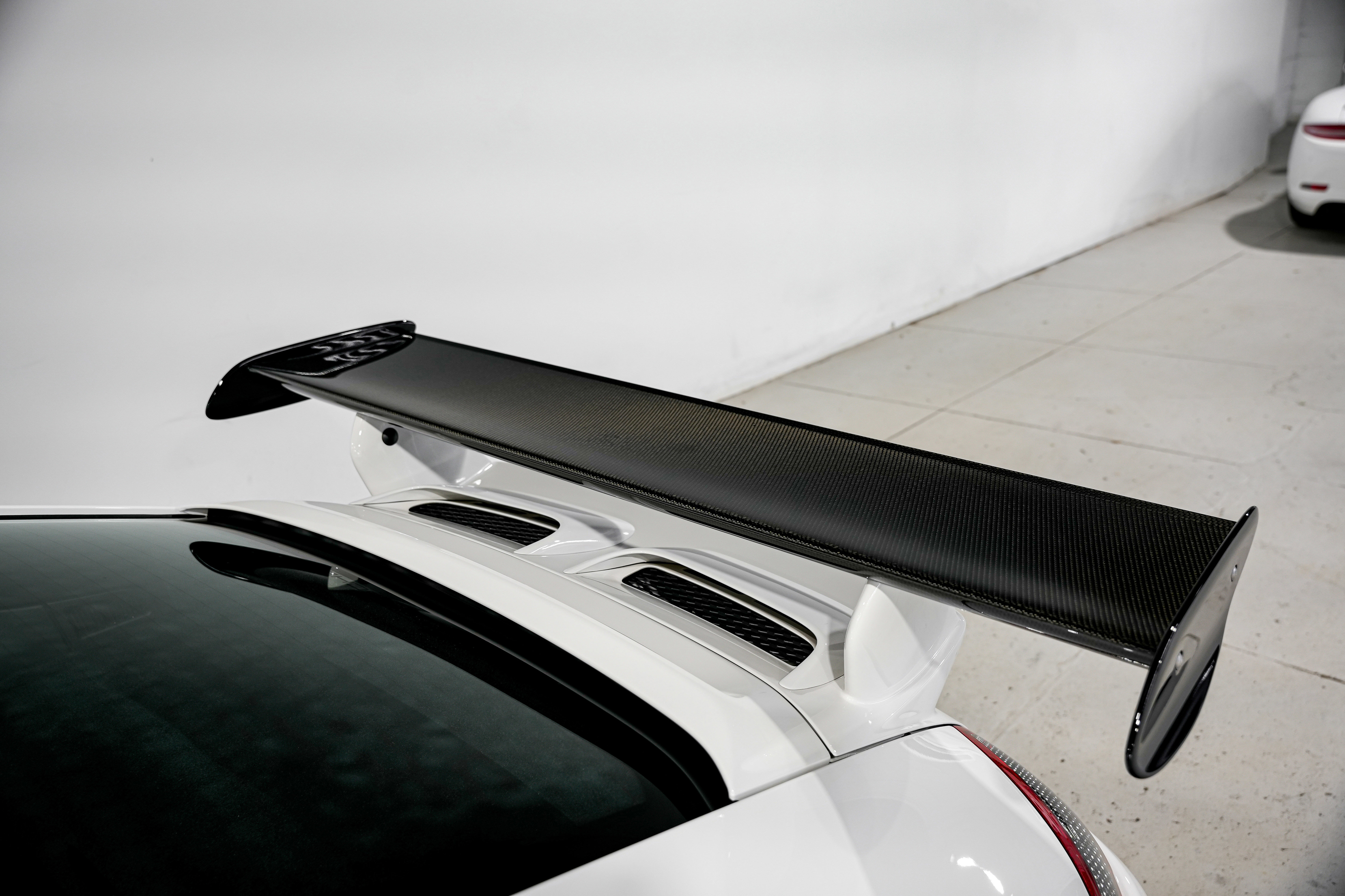 Used 2008 Porsche 911 GT3 RS image 35