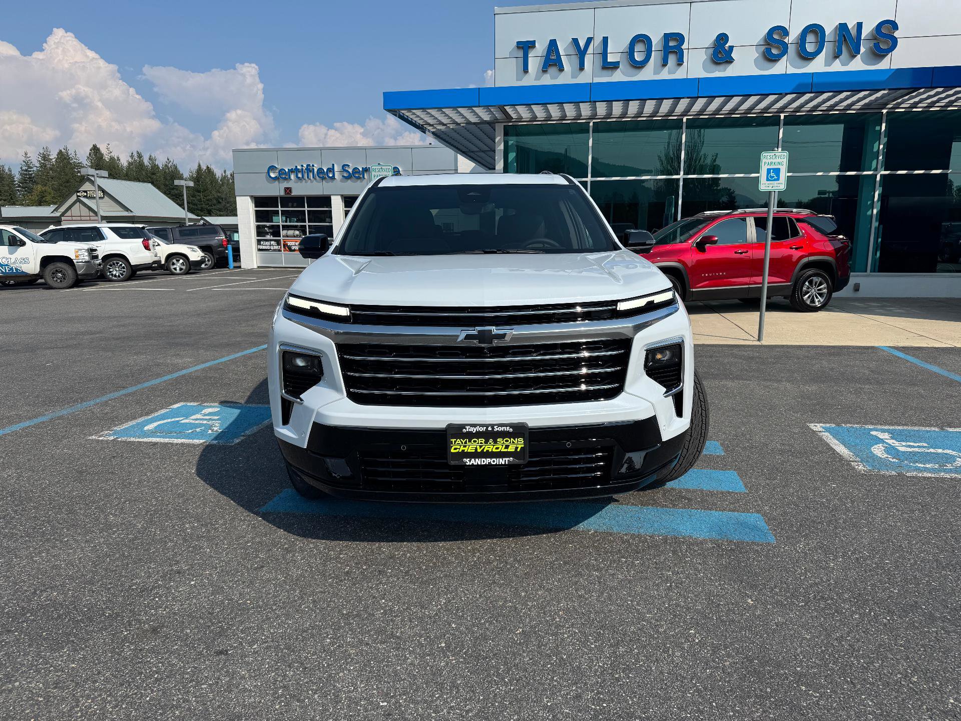 New 2026 Chevrolet Traverse High Country w/ LPO, Floor Liner Package image 2