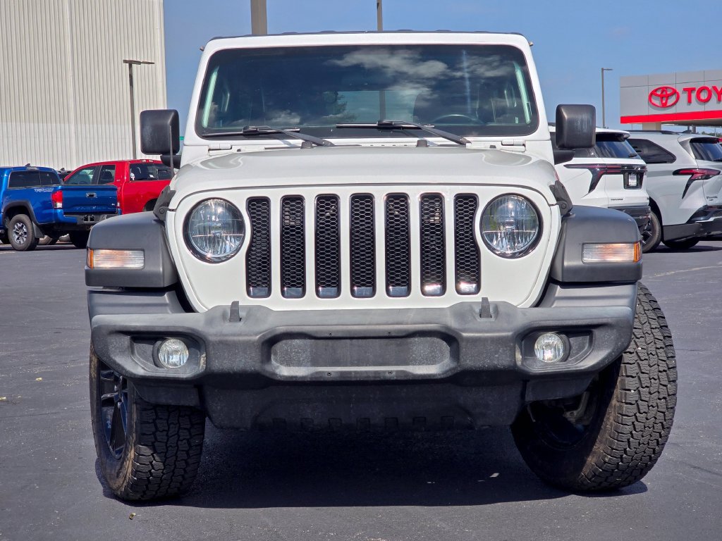 Used 2019 Jeep Wrangler Unlimited Sport AWD/4WD image 3