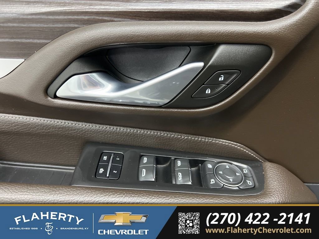 Used 2023 GMC Yukon XL Denali image 24