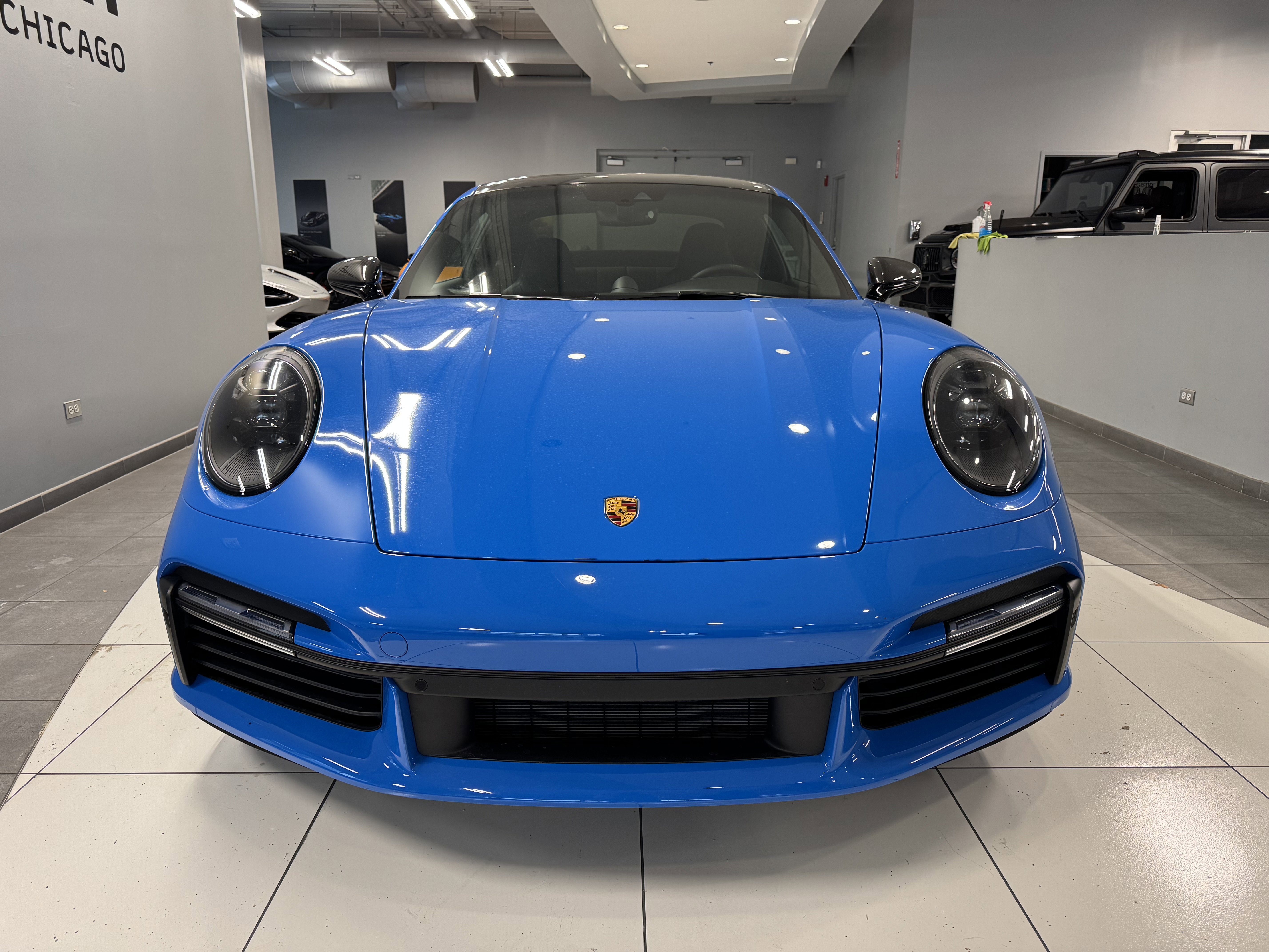 Used 2023 Porsche 911 image 6