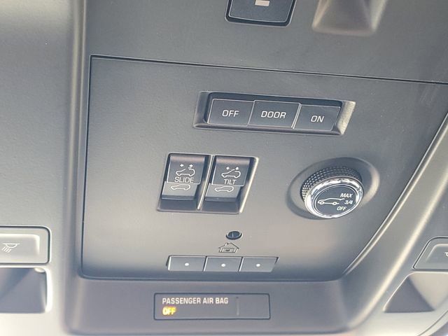 Used 2015 Cadillac Escalade ESV Platinum image 33