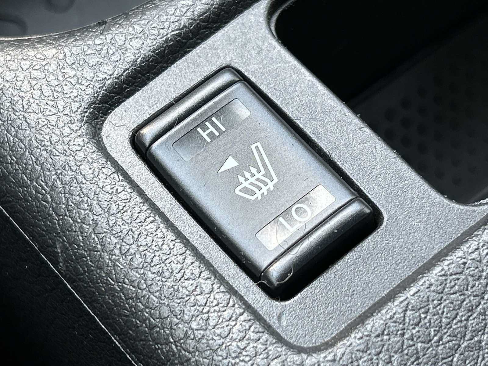 Used 2020 Nissan Rogue SV AWD/4WD image 21