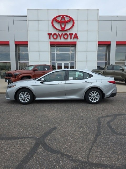 New 2026 Toyota Camry LE image 2