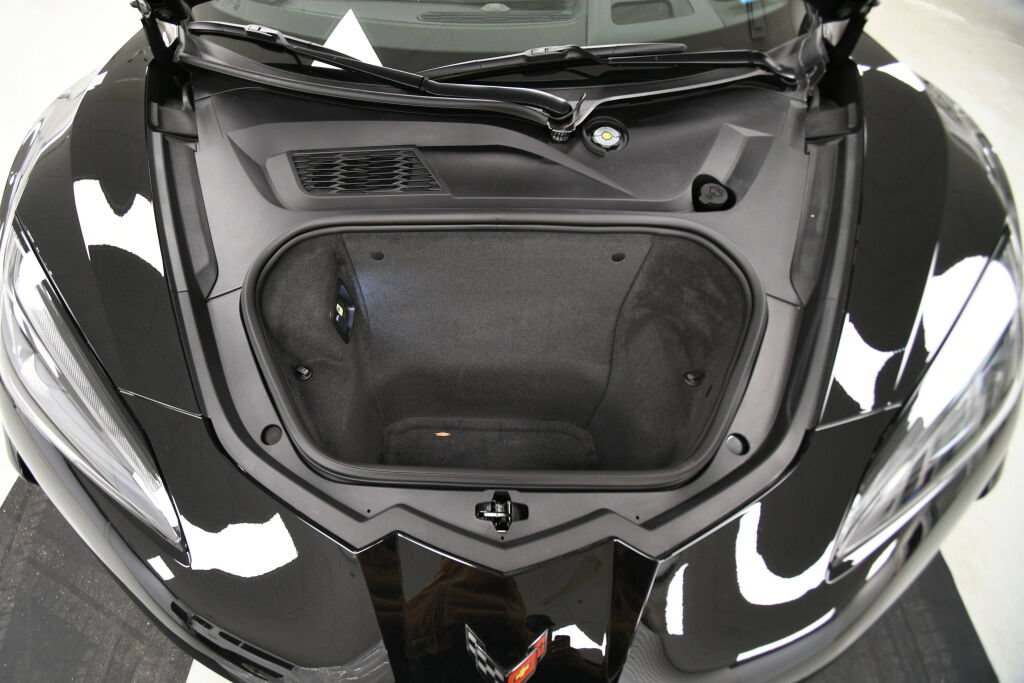 Used 2024 Chevrolet Corvette Z06 RWD image 35