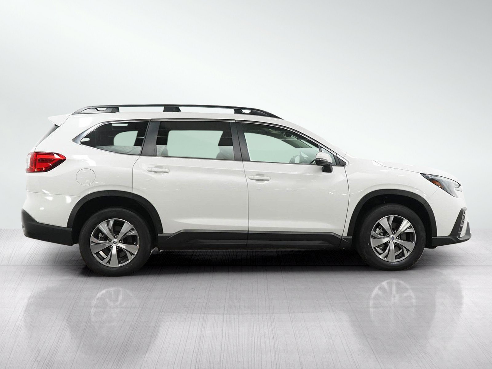 Used 2023 Subaru Ascent Premium AWD/4WD image 6