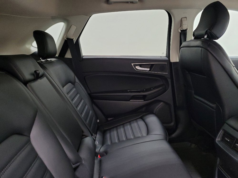 Used 2019 Ford Edge SEL w/ Equipment Group 201A AWD/4WD image 19