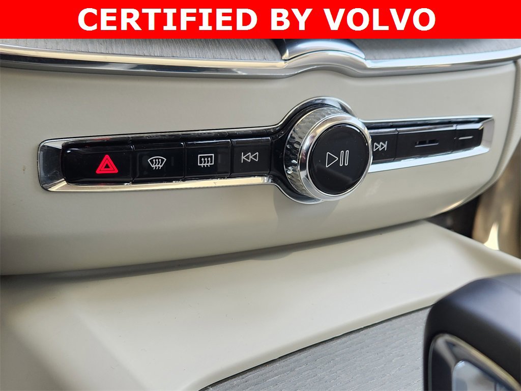 Used 2023 Volvo XC60 T8 Plus w/ Protection Package Premier image 25