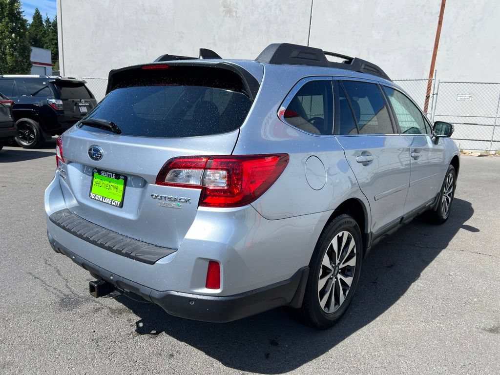 Used 2017 Subaru Outback 2.5i Limited AWD/4WD image 4