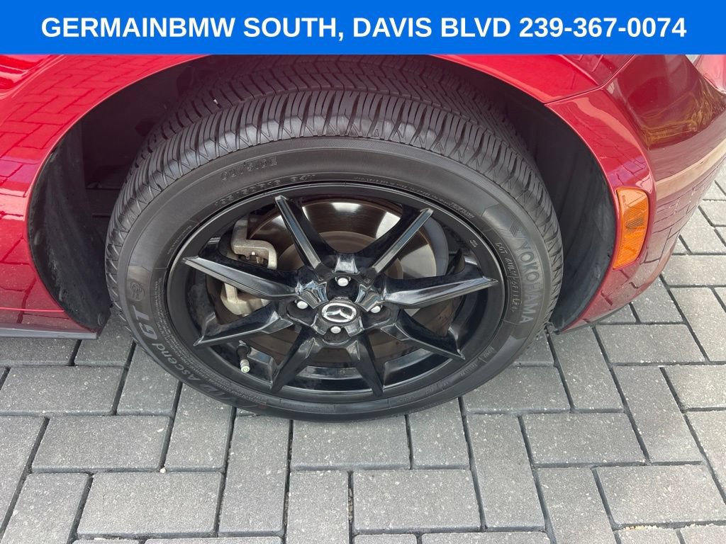 Used 2021 MAZDA MX-5 Miata Sport RWD image 20
