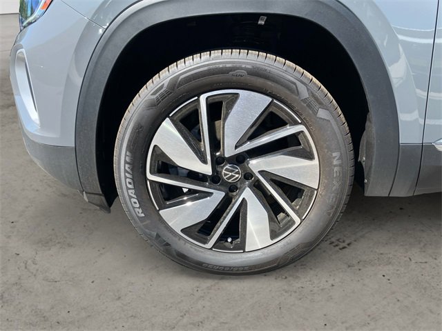New 2025 Volkswagen Atlas SEL image 14
