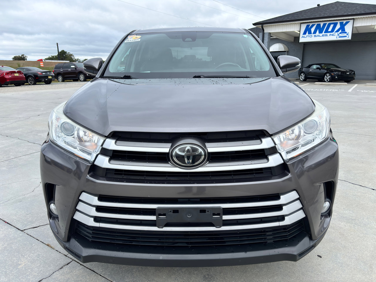 Used 2017 Toyota Highlander Plus image 9