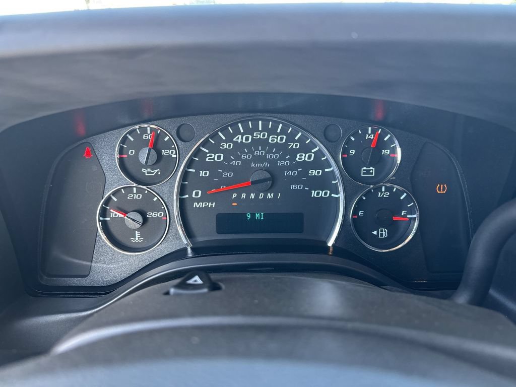 New 2025 GMC Savana 2500 Extended w/ Driver Convenience Package RWD image 11