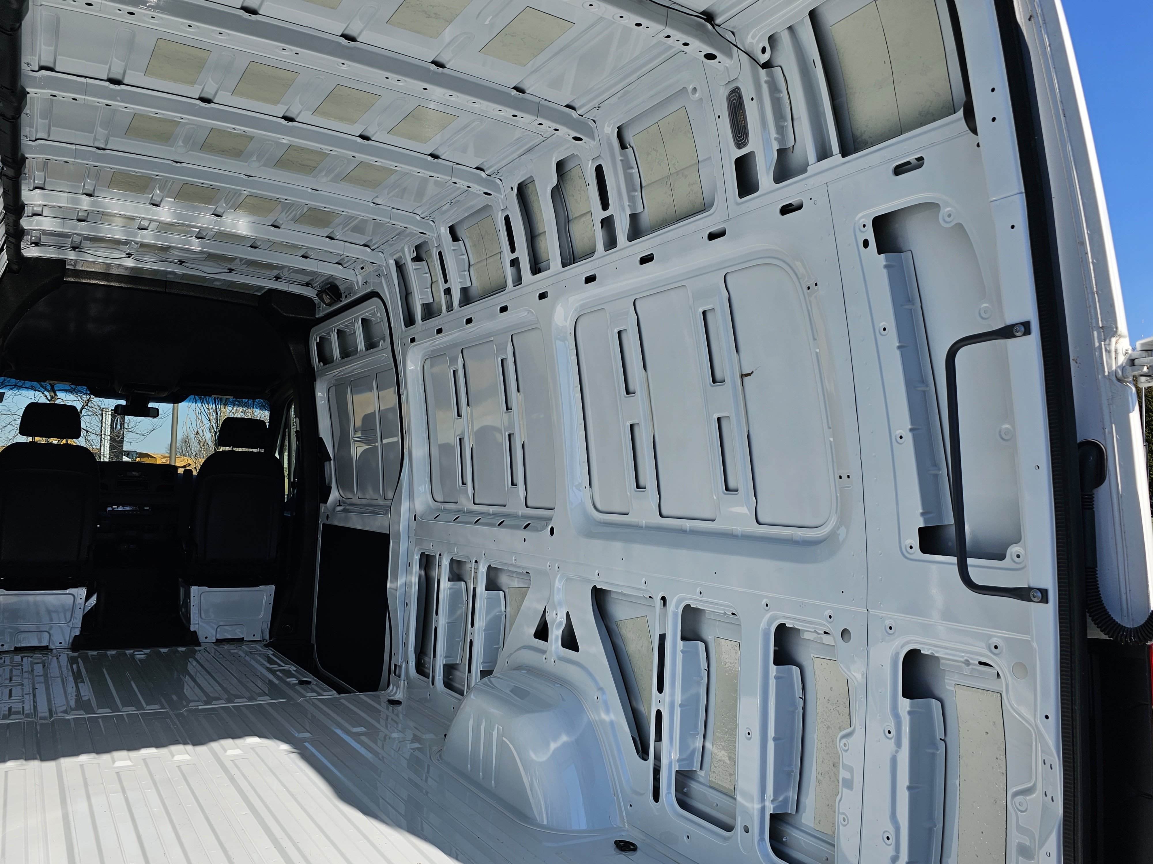 New 2025 Mercedes-Benz Sprinter 2500 image 9