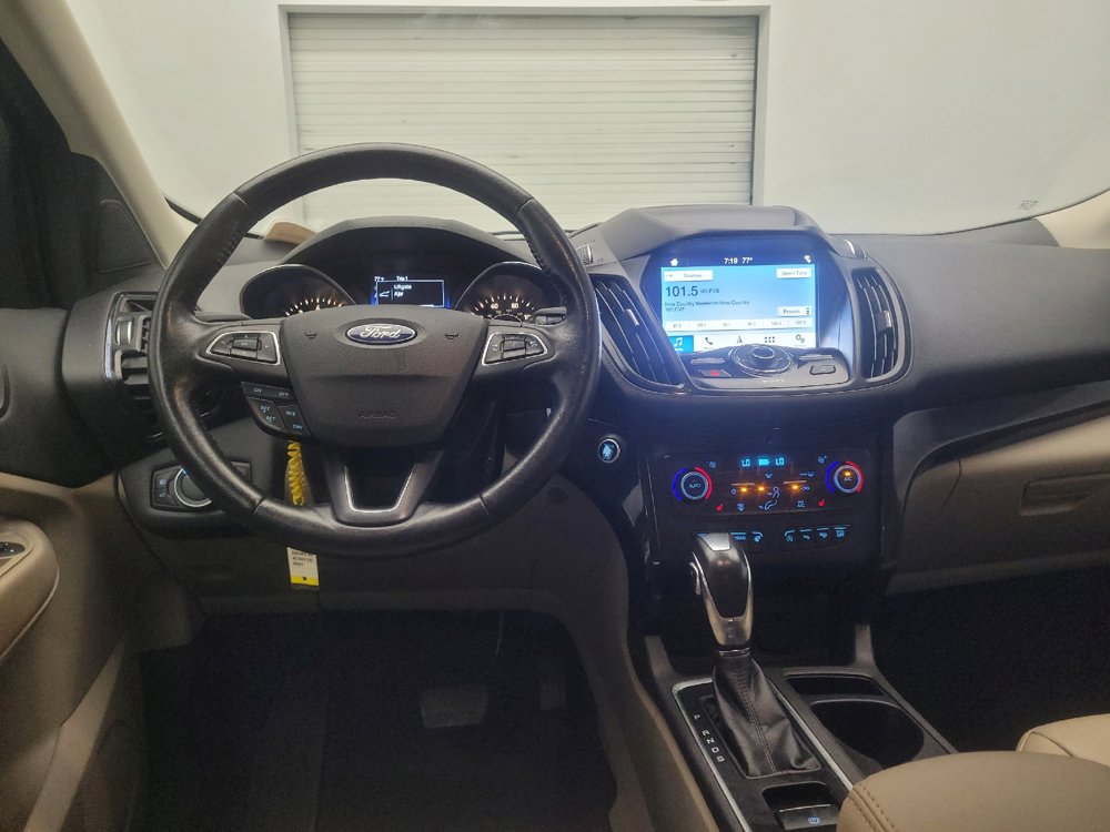 Used 2019 Ford Escape Titanium AWD/4WD image 22
