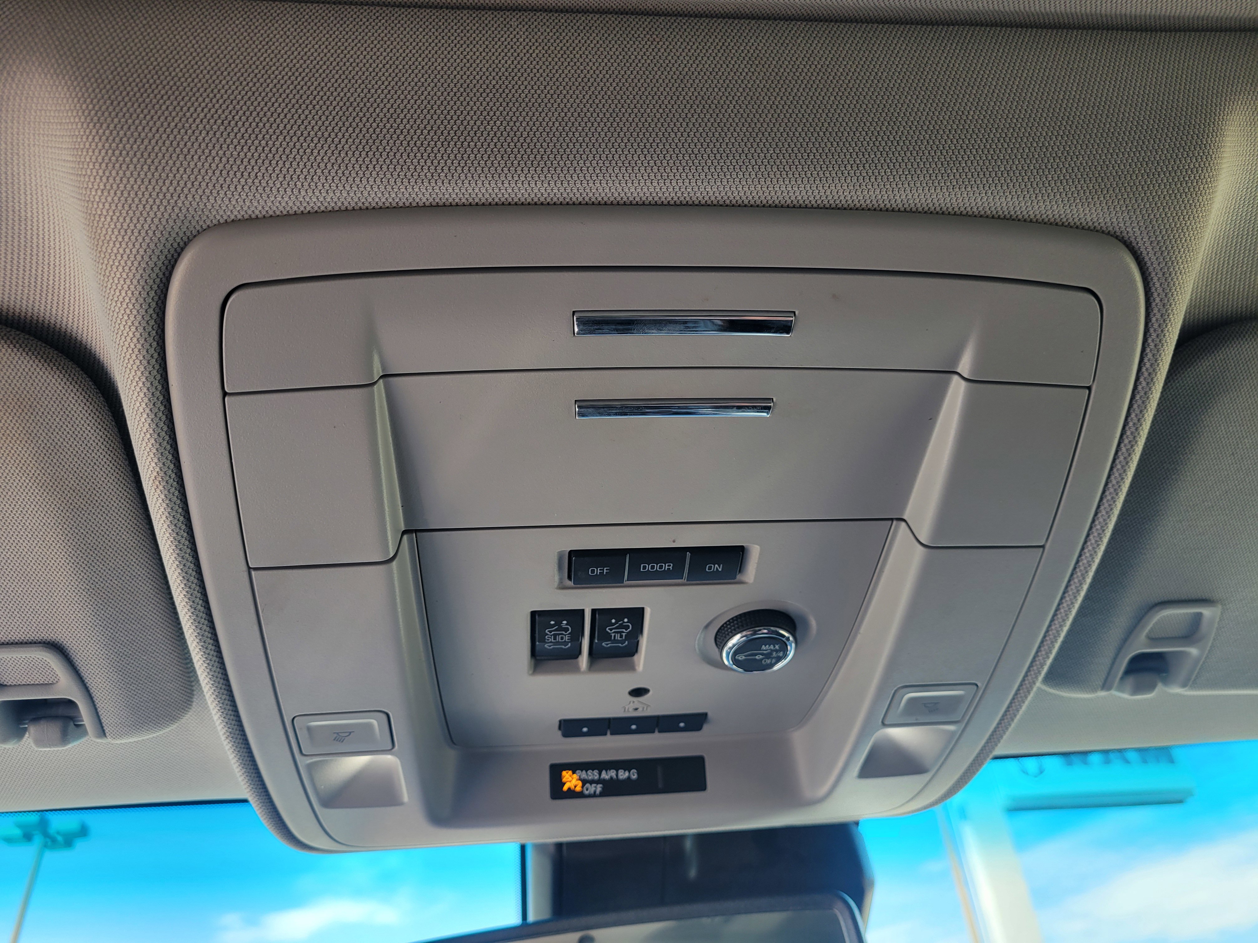 Used 2019 Chevrolet Tahoe Premier image 22