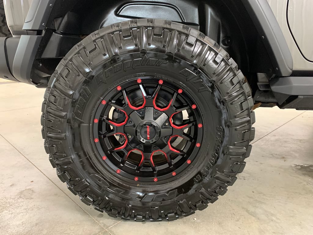 Used 2019 Jeep Wrangler Rubicon w/ Steel Bumper Group AWD/4WD image 9