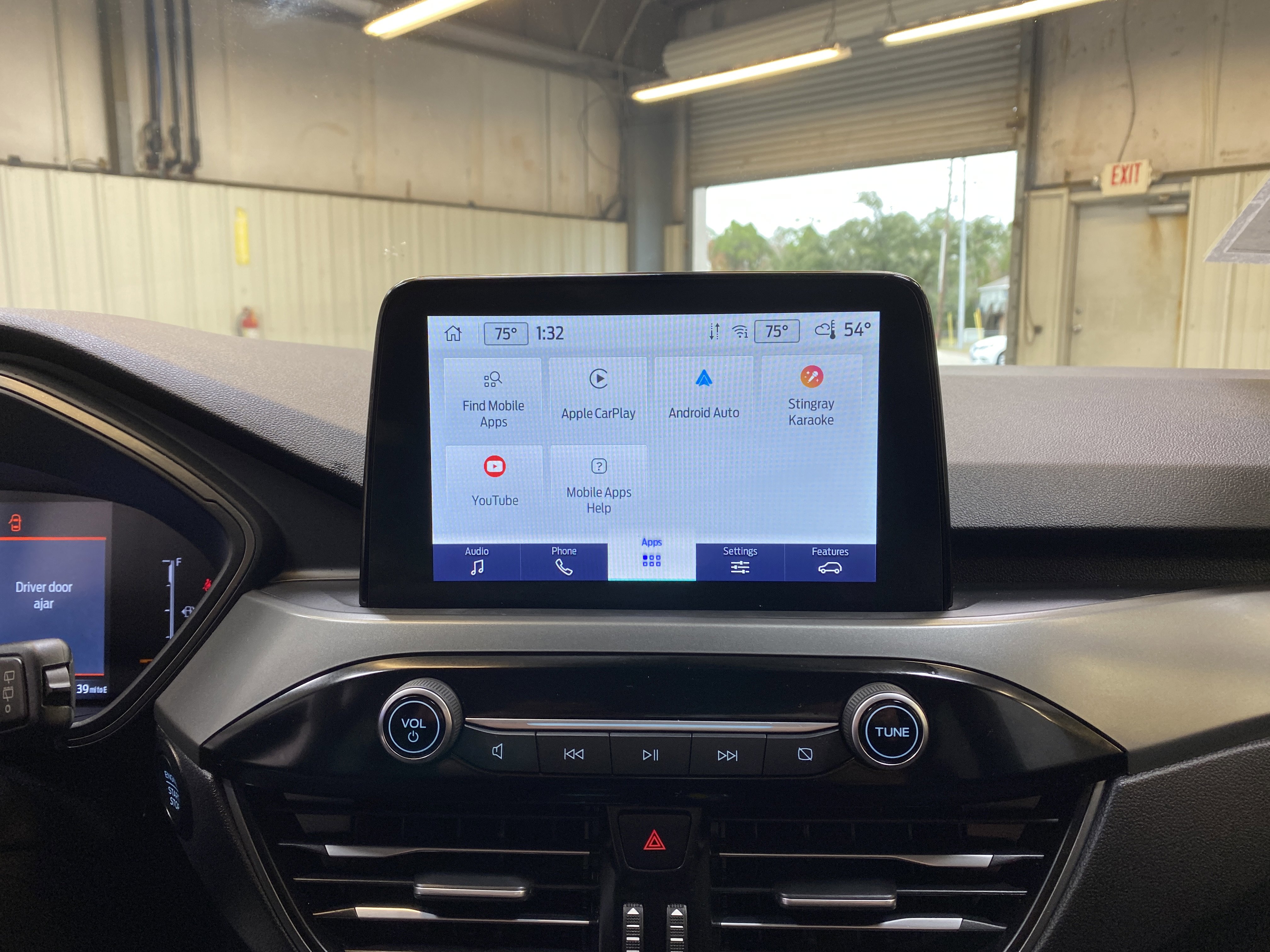 Used 2025 Ford Escape Active image 38