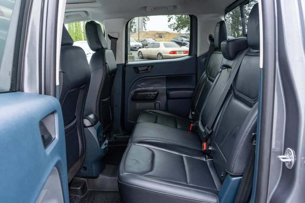 Used 2024 Ford Maverick Lariat w/ Black Appearance Package FWD image 20