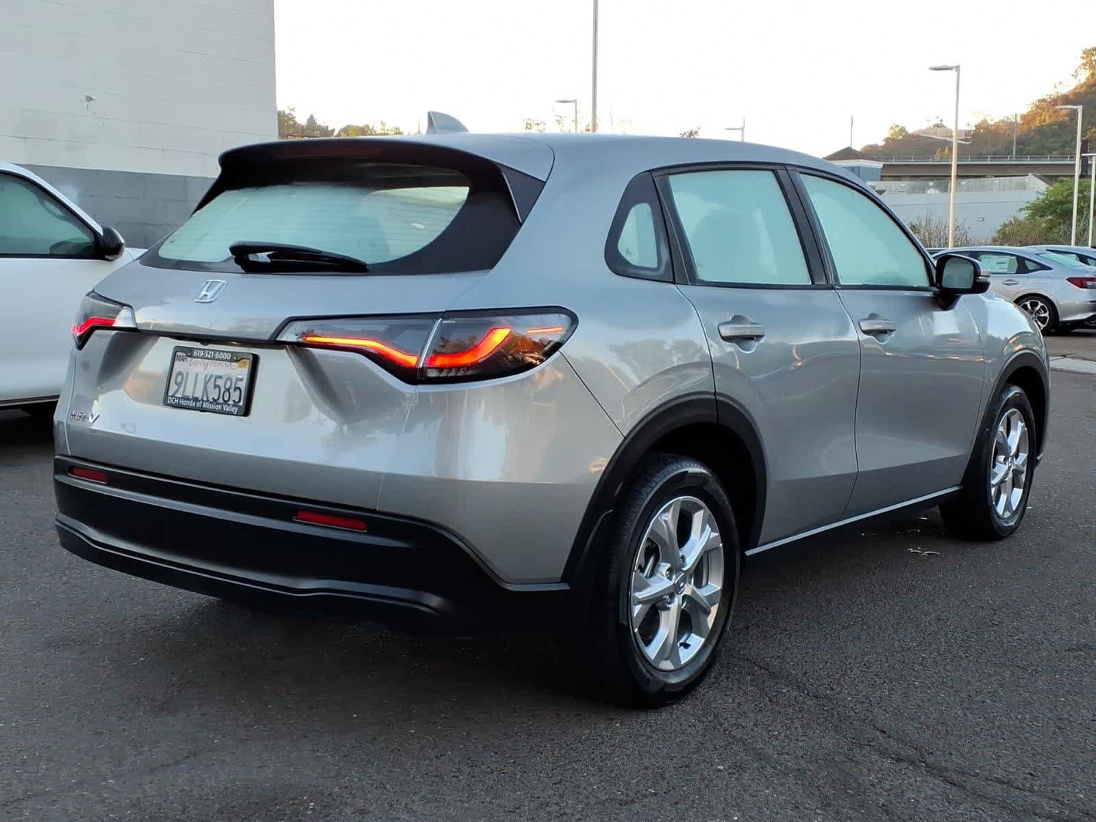 Used 2024 Honda HR-V LX image 4
