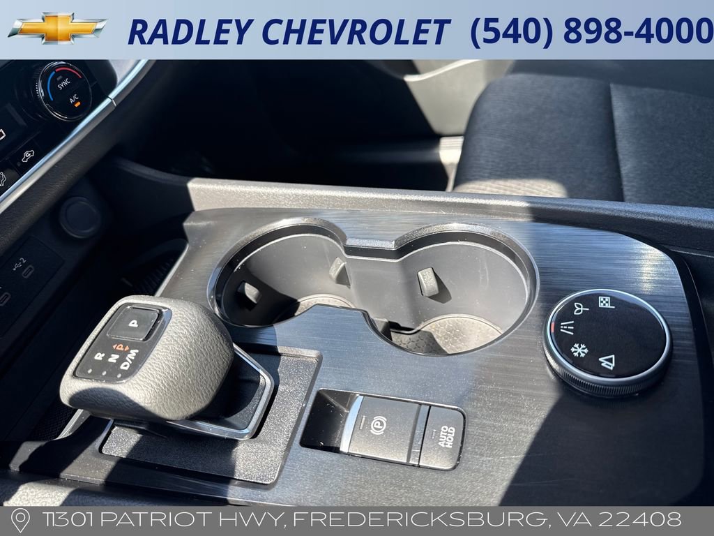 Used 2025 Nissan Rogue SV AWD/4WD image 11