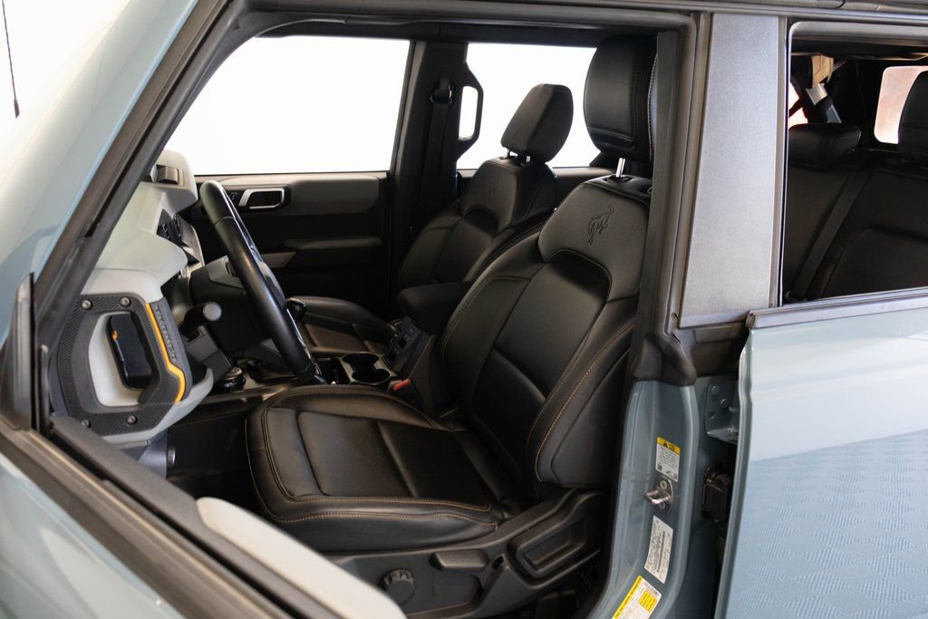 Used 2022 Ford Bronco Badlands image 17