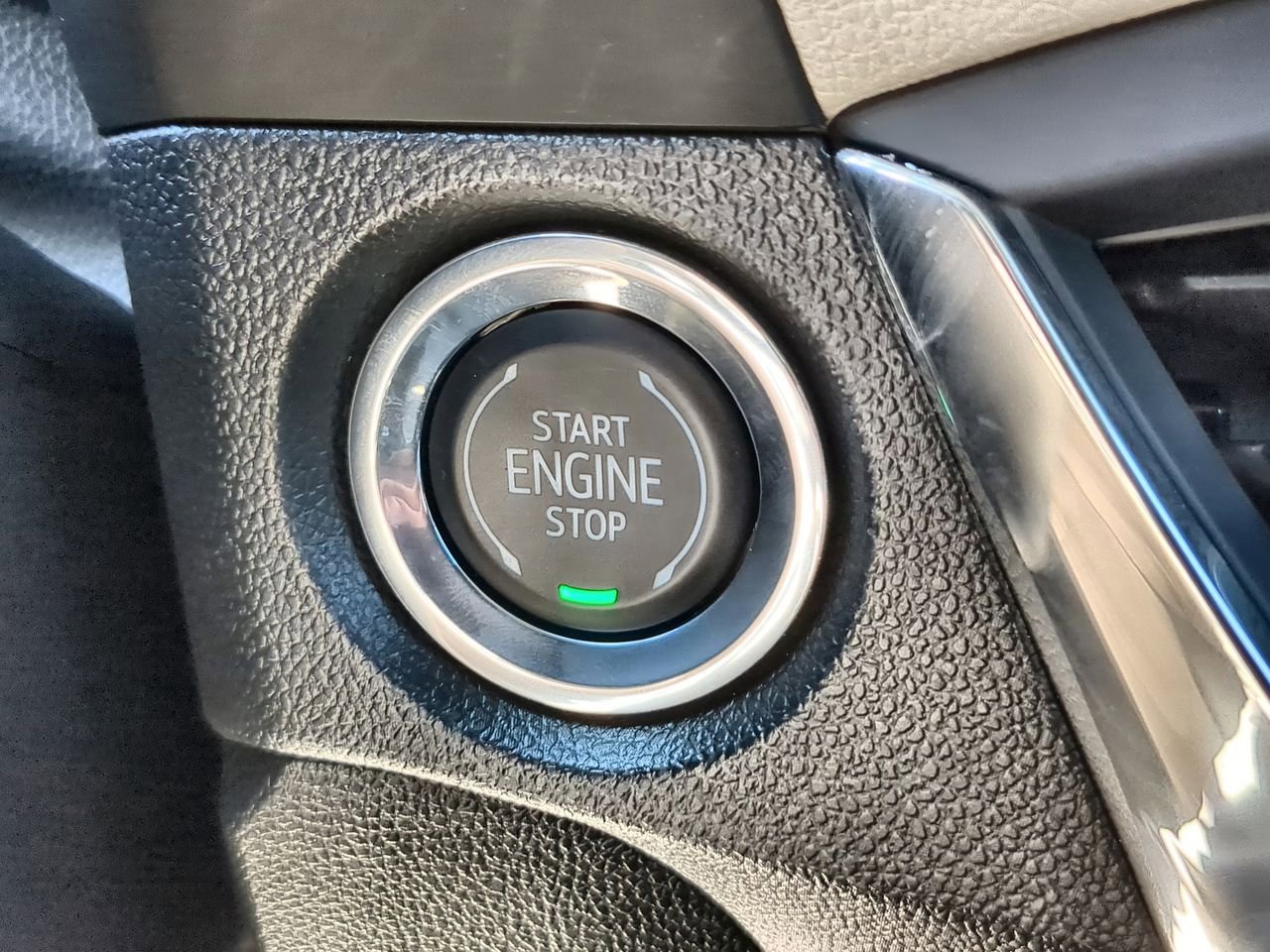 Used 2025 Buick Encore GX Preferred w/ Advanced Technology Package FWD image 16