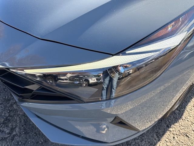 Certified 2023 Hyundai Elantra SEL w/ Convenience Package image 28
