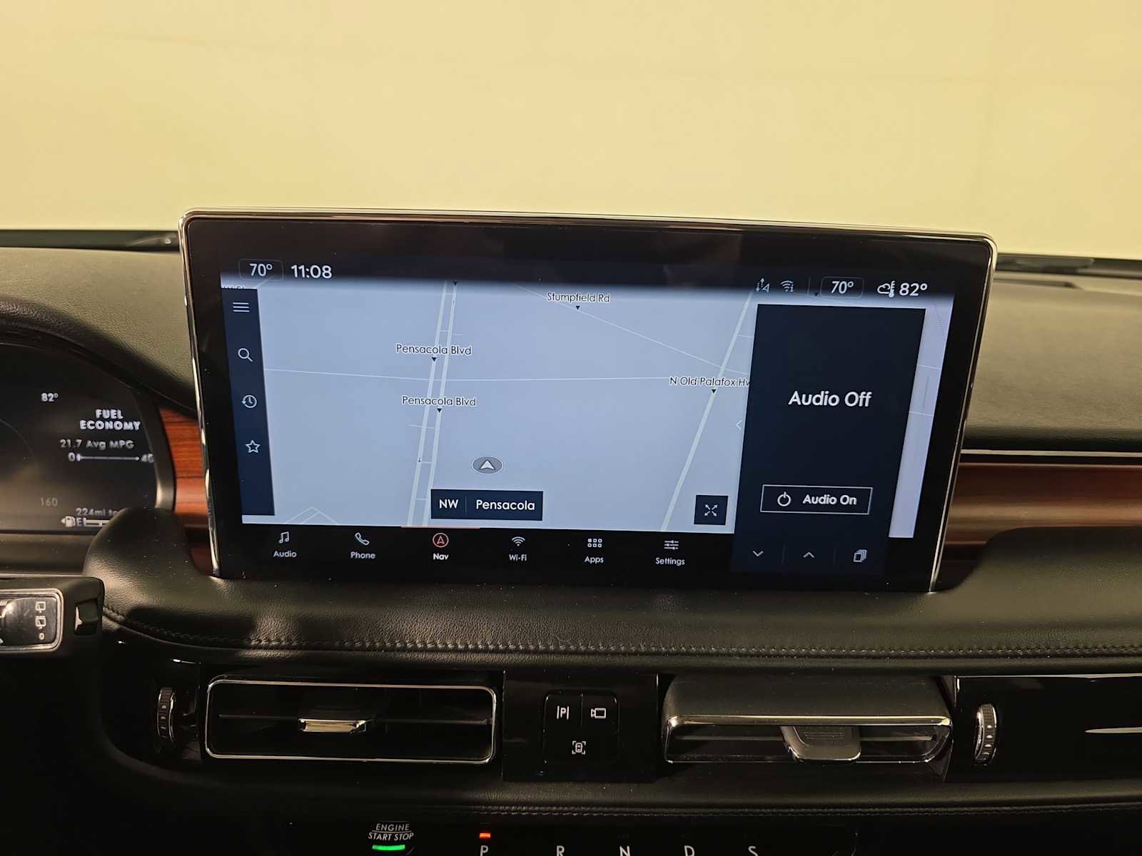 Used 2022 Lincoln Nautilus Reserve image 26