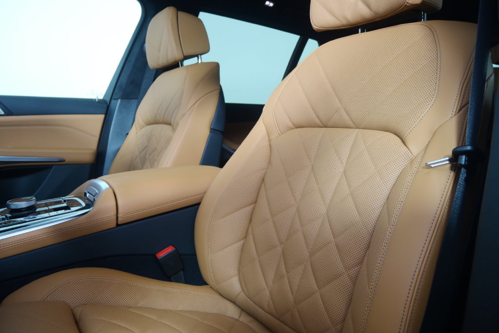 Used 2027 BMW X7 xDrive40i w/ Executive Package AWD/4WD image 10