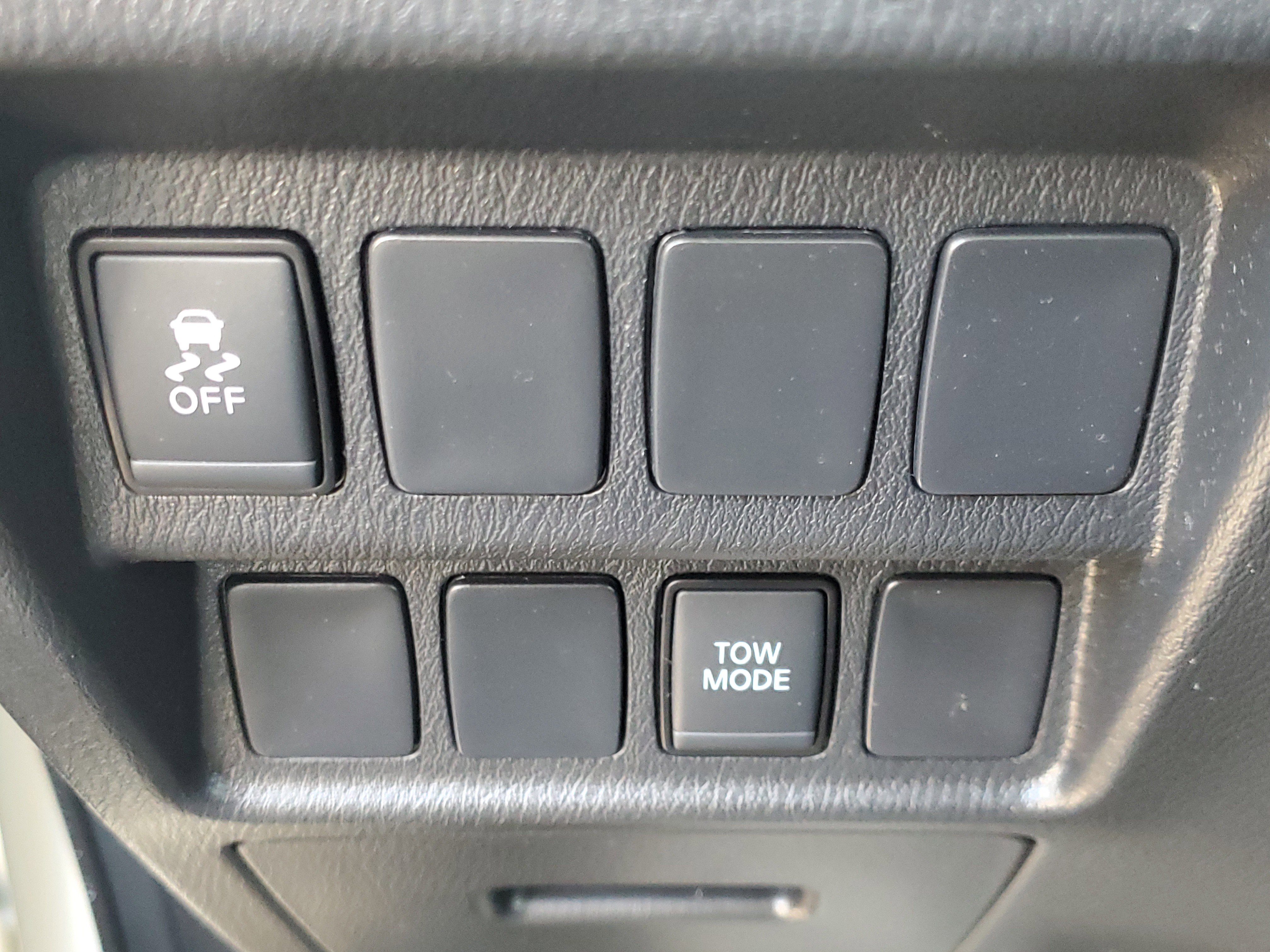 Certified 2020 Nissan Pathfinder S image 31