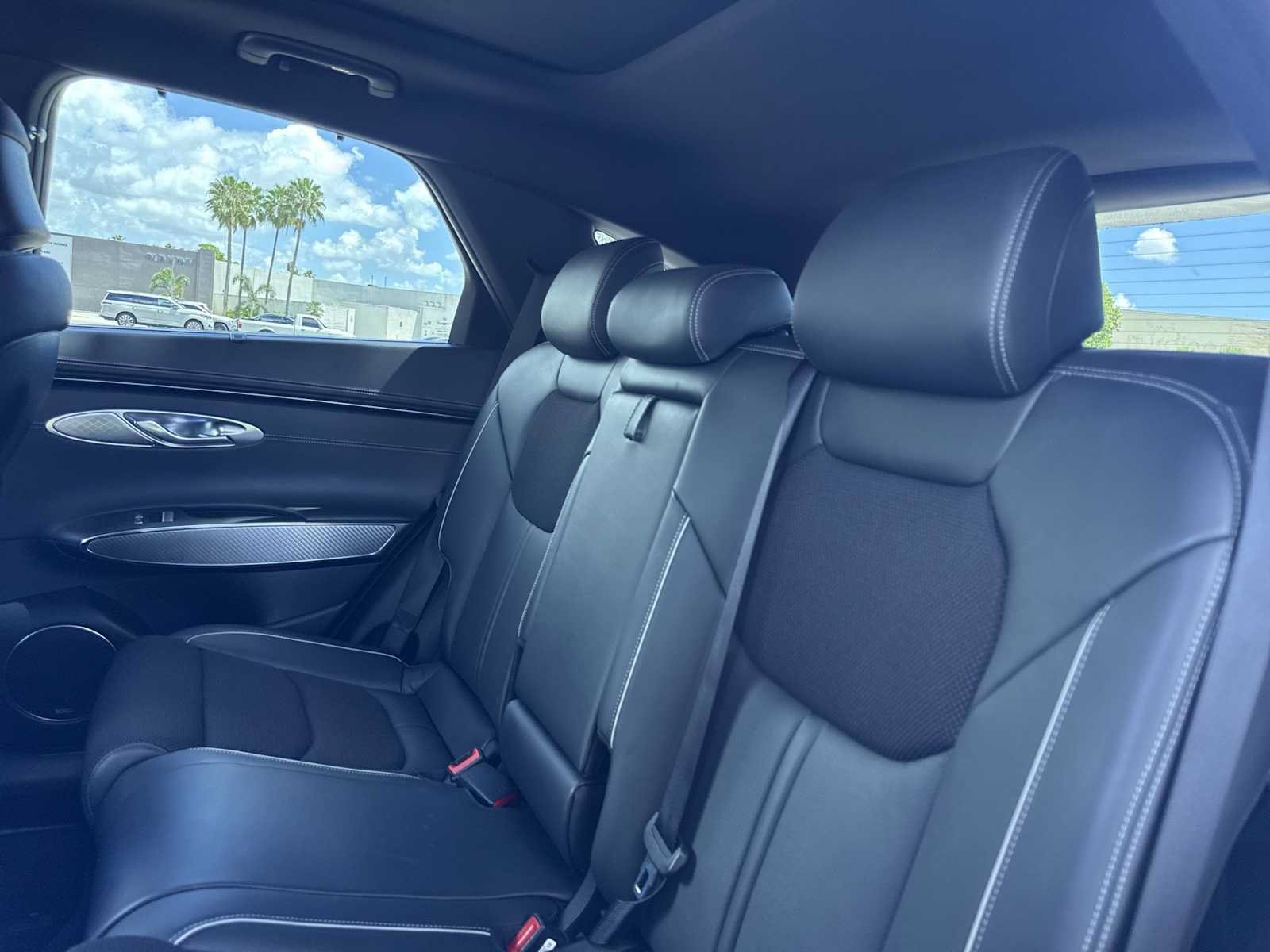 Used 2024 Genesis GV70 2.5T w/ Sport Prestige Package AWD/4WD image 22