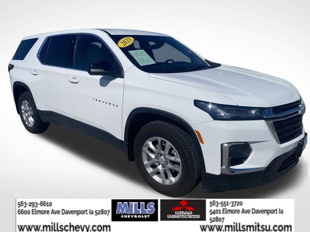 Used 2023 Chevrolet Traverse LS w/ LPO, Cargo Package image 2