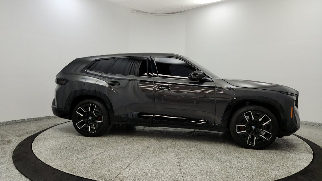 Used 2023 BMW XM AWD/4WD image 6